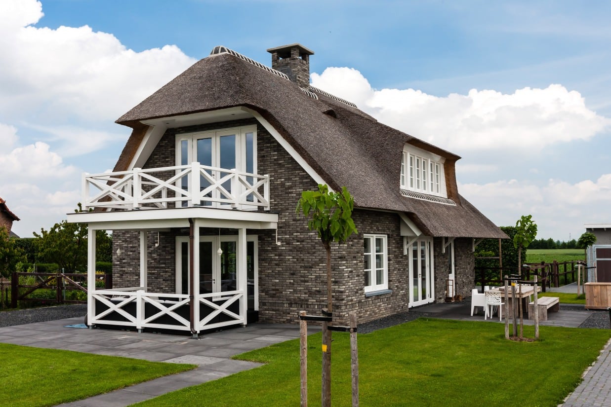 balkon in huis rietgedekt huis bouwen rietgedekt huis bouwen balkon in huis rietgedekt huis bouwen rietgedekt huis bouwen